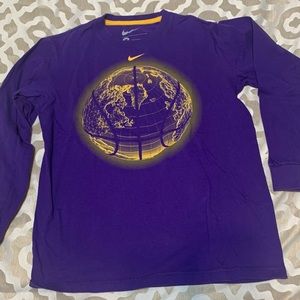 Nike Boy’s Youth Sz Medium. Long Sleeve.